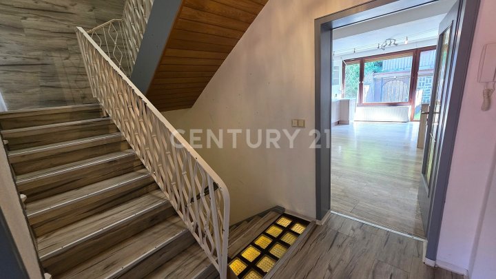 Attraktives Reihenmittelhaus als alternative zur Eigentumswohnung mit Balkon und Terrasse in Spiesen