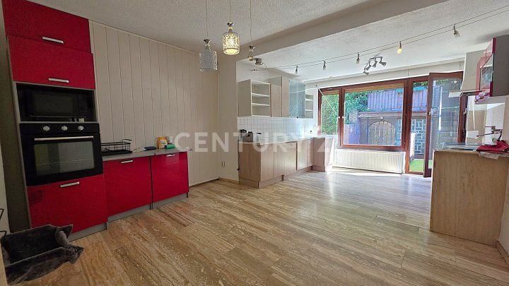 Attraktives Reihenmittelhaus als alternative zur Eigentumswohnung mit Balkon und Terrasse in Spiesen