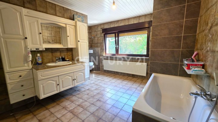 Attraktives Reihenmittelhaus als alternative zur Eigentumswohnung mit Balkon und Terrasse in Spiesen