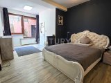 Großes attraktives Eltern - Schlafzimmer 