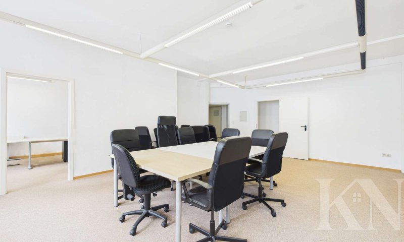 Repräsentative Bürofläche im Herzen von Illingen – zentral, hell und flexibel nutzbar