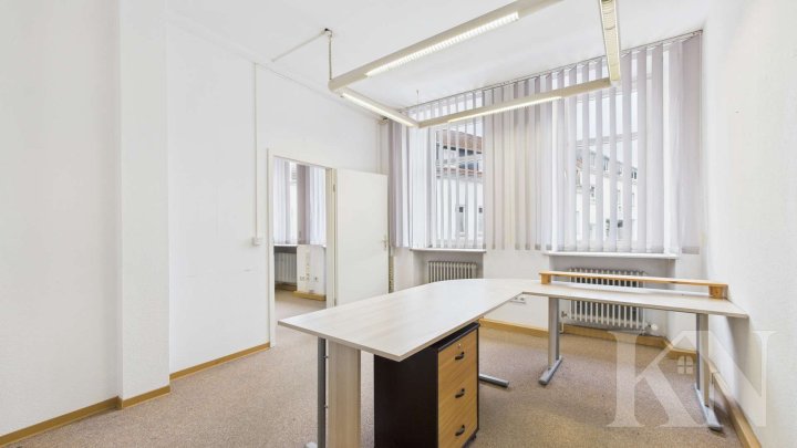 Repräsentative Bürofläche im Herzen von Illingen – zentral, hell und flexibel nutzbar