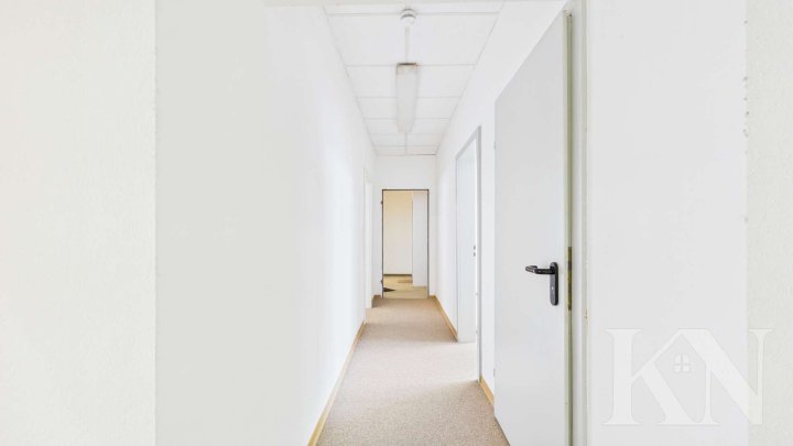 Repräsentative Bürofläche im Herzen von Illingen – zentral, hell und flexibel nutzbar