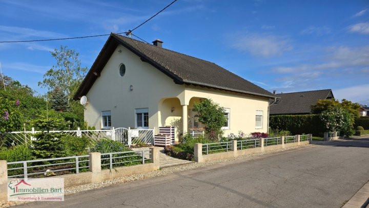 WOHNHAUS MIT TOLLEM MOSELBLICK! / PROVISIONSFREI!