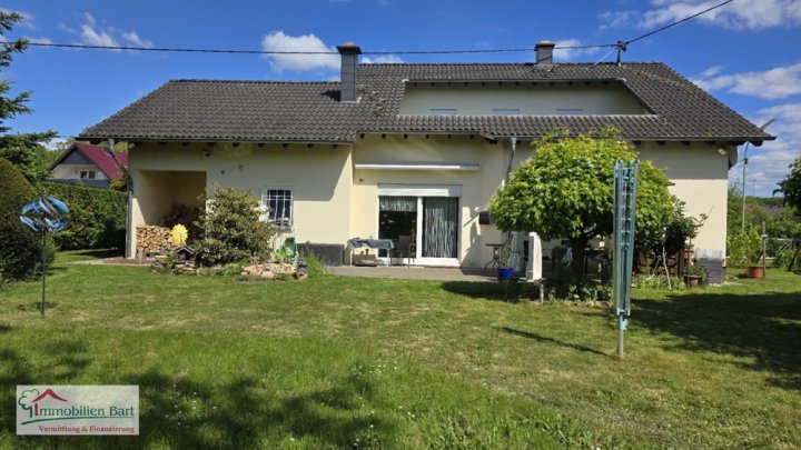 WOHNHAUS MIT TOLLEM MOSELBLICK! / PROVISIONSFREI!