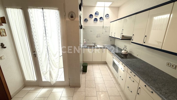Bungalow, Garten, zwei Terrassen, Bonus-Bauplatz –Platz für Träume, Gartenpartys und Abenteuer!