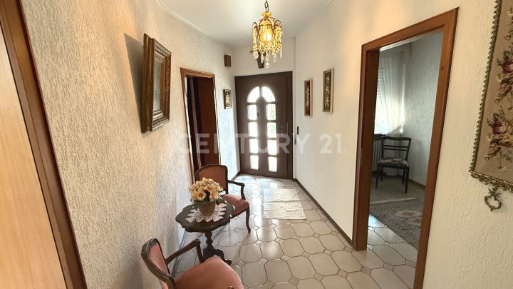 Bungalow, Garten, zwei Terrassen, Bonus-Bauplatz –Platz für Träume, Gartenpartys und Abenteuer!