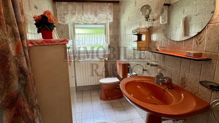 VIEL PLATZ FÜR DIE GANZE FAMILIE - EINFAMILIENHAUS MIT GARTEN IN RUHIGER LAGE VON QUIERSCHIED