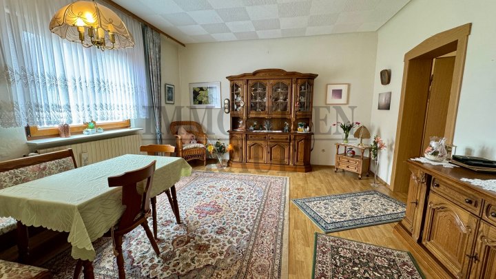 VIEL PLATZ FÜR DIE GANZE FAMILIE - EINFAMILIENHAUS MIT GARTEN IN RUHIGER LAGE VON QUIERSCHIED