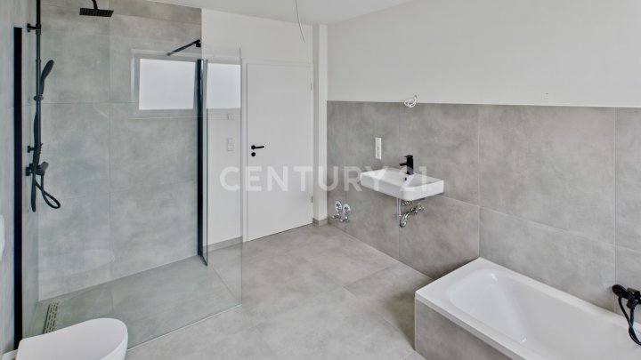 Barrierefreie 3-Zimmer-Küche-Bad-Wohnung mit Terrasse – Erstbezug in Schönenberg-Kübelberg
