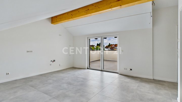 Modernes Wohnen trifft Dachgeschoss-Charme – exklusives Neubau-Highlight