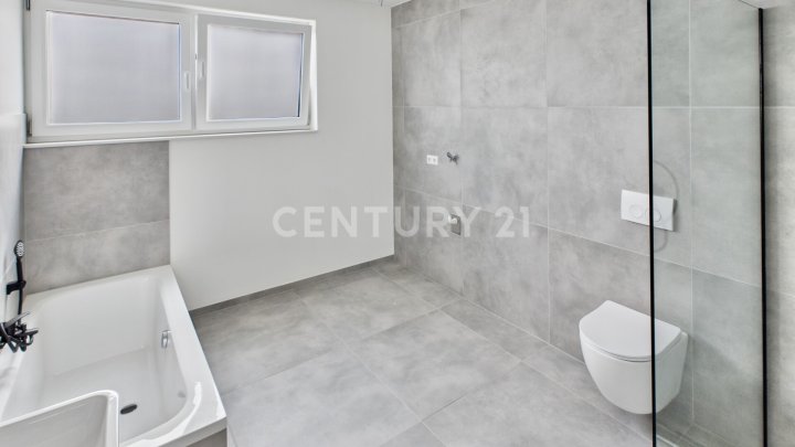 Neubau-Highlight in Schönenberg-Kübelberg – 3-ZKB, Balkon & 2 Stellplätze, Erstbezug