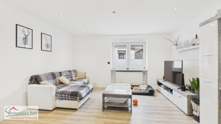 ORSCHOLZ: WOHNHAUS MIT 4 SCHLAFZIMMERN IN TOP WOHNLAGE