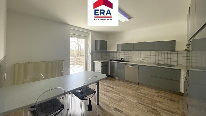 RESERVIERT-KEINE VERMITTLUNGSGEBÜHREN ! MEHRFAMILIENHAUS,

L´HOPITAL/FR