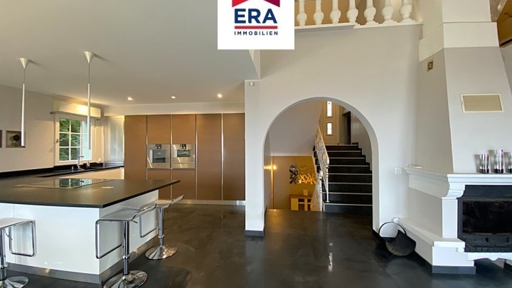 KEINE VERMITTLUNGSGEBÜHREN, EINFAMILIENHAUS MIT PANORAMABLICK IN OETING/FR, NÄHE SAARBRÜCKEN