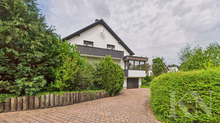 Viel Platz. Viel Grün. Viel Potenzial – Ihr neues Zuhause in Schmelz