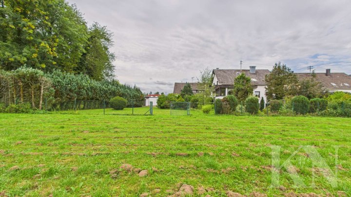 Viel Platz. Viel Grün. Viel Potenzial – Ihr neues Zuhause in Schmelz