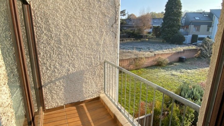 Gepflegtes Reihenhaus, stadtnah mit Garten und eigener Garage