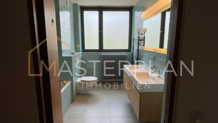 Charmater 60er-Jahre Bungalow mit Ausbau- und Gestaltungsmöglichkeiten