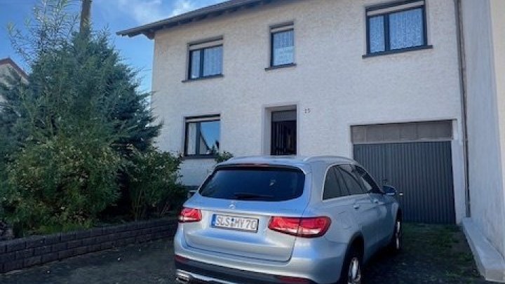 Großzügiges freistehendes 1-2 Familienhaus in Wallerfangen-Ittersdorf zu verkaufen