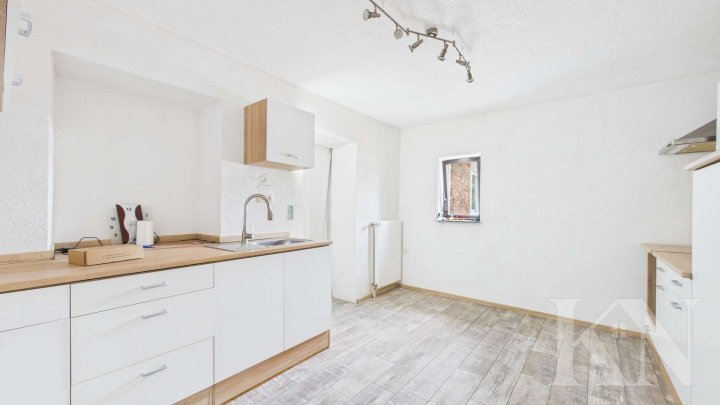 Mehrfamilienhaus mit großem Potenzial in Gersheim – PV-Anlage und separate Scheune