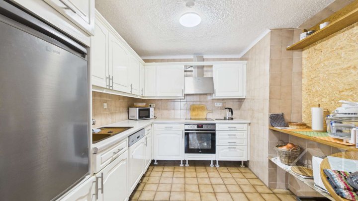 Mehrfamilienhaus mit großem Potenzial in Gersheim – PV-Anlage und separate Scheune