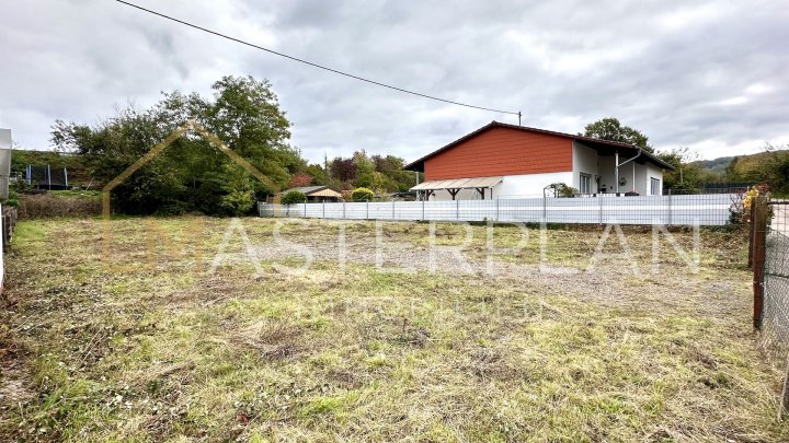 Baugrundstück in bevorzugter Lage von Bous