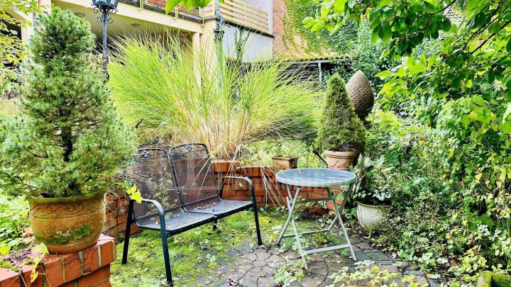 Charmantes Haus – ideal für Singles oder Paare - mit Garten, Terrasse, Balkon und Stellplatz