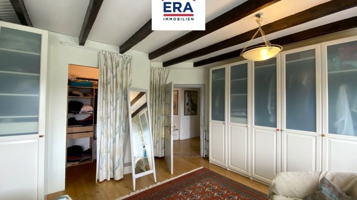 PROVISIONSFREI-VILLA MIT POOL IN RUHIGER LAGE, IN KERBACH/FR, NÄHE SAARBRÜCKEN