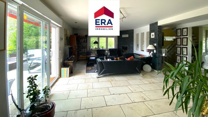 PROVISIONSFREI-VILLA MIT POOL IN RUHIGER LAGE, IN KERBACH/FR, NÄHE SAARBRÜCKEN