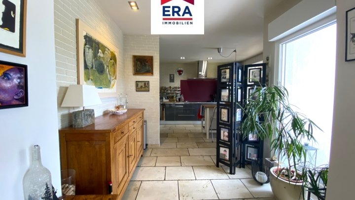 PROVISIONSFREI-VILLA MIT POOL IN RUHIGER LAGE, IN KERBACH/FR, NÄHE SAARBRÜCKEN