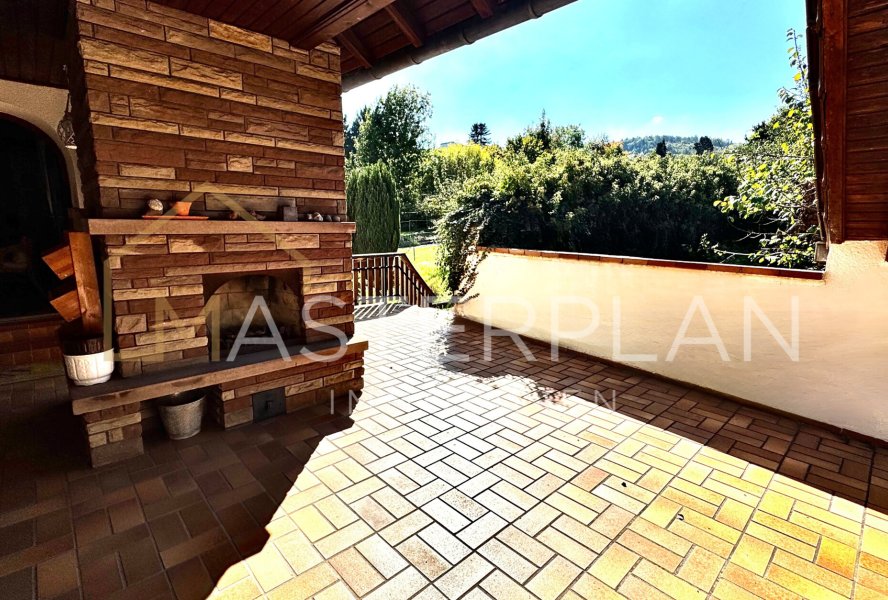 Überdachte Terrasse