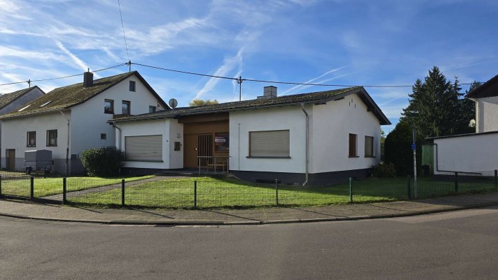 Gepflegter Bungalow in Lebach-Aschbach zum Kauf