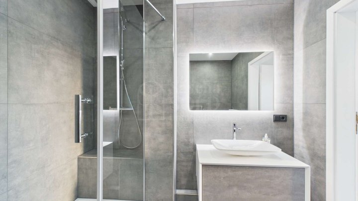 Moderne 2-Zimmer-Wohnung mit Küche, Bad und 2 Stellplätzen in Kirkel-Neuhäusel - bezugsfertig