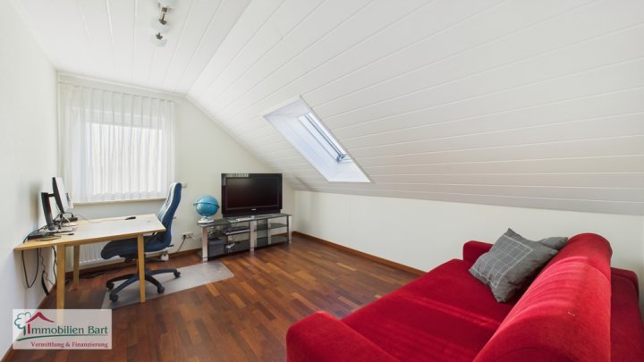 EINZIEHEN & WOHLFÜHLEN - HOCHWERTIGES WOHNHAUS MIT GARTEN UND GARAGE!