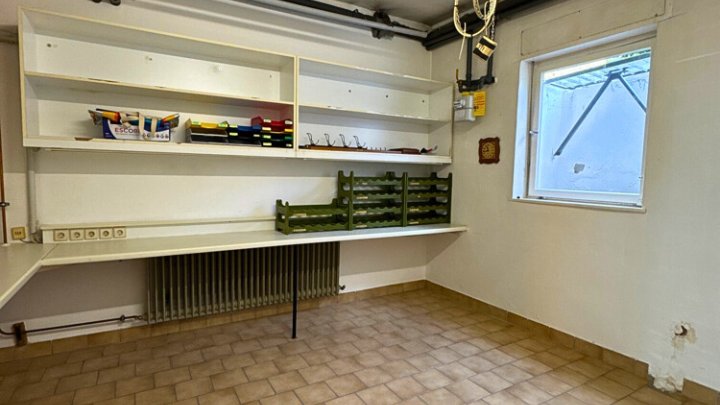 Vielseitig nutzbares Wohn- und Geschäftshaus in Quierschied