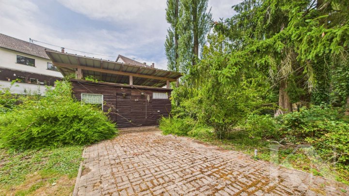 Attraktive Gelegenheit: Großes Grundstück in Riegelsberg – ideal für Familien oder Investoren!