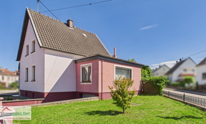 HILBRINGEN: WOHNHAUS, EINLIEGERWOHNUNG UND GASTSTÄTTE – WOHNEN UND ARBEITEN UNTER EINEM DACH