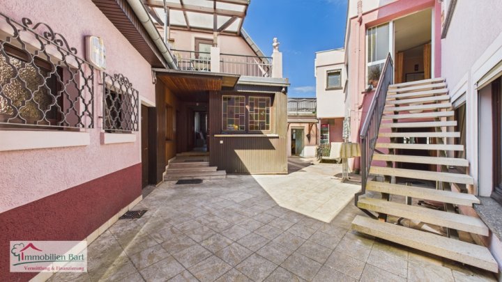 HILBRINGEN: WOHNHAUS, EINLIEGERWOHNUNG UND GASTSTÄTTE – WOHNEN UND ARBEITEN UNTER EINEM DACH