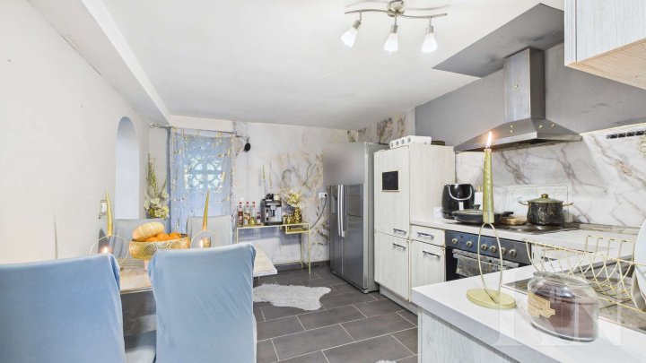 Gemütliches Einfamilienhaus mit Garten und Carport in zentraler Lage von Spiesen-Elversberg!