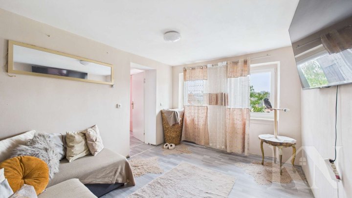 Gemütliches Einfamilienhaus mit Garten und Carport in zentraler Lage von Spiesen-Elversberg!