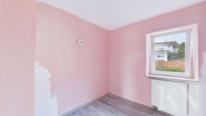 Einfamilienhaus mit Garten und Carport in zentraler Lage von Spiesen-Elversberg!