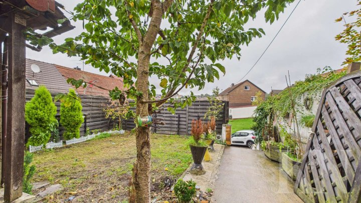 Gemütliches Einfamilienhaus mit Garten und Carport in zentraler Lage von Spiesen-Elversberg!