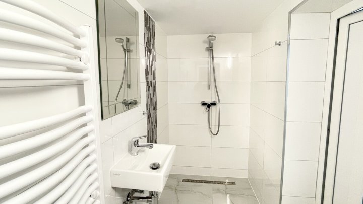 Hochwertig saniertes Einfamilienhaus in ruhiger und zentraler Lage