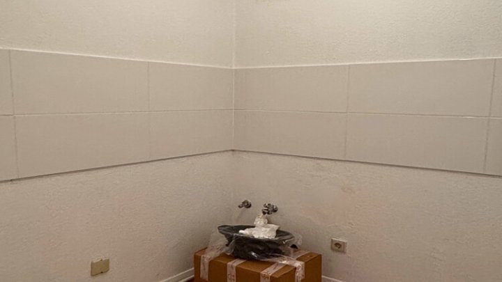 Gepflegte 2-ZKB-Wohnung mit Balkon & Außenstellplatz