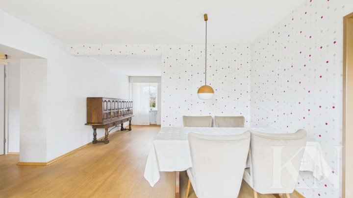 Familienfreundliche Doppelhaushälfte mit Garten, Keller und Ausbaumöglichkeit in Heusweiler!