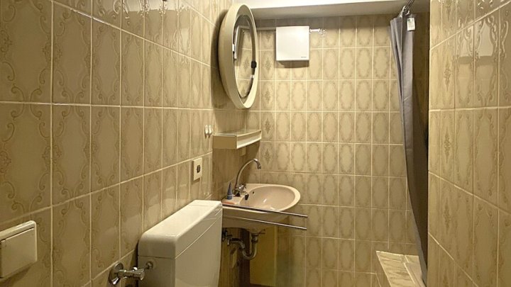 ZU VERMIETEN !! 2ZKB-WOHNUNG/ EG, RUHIGE NEBENSTRASSE IN GROSSROSSELN