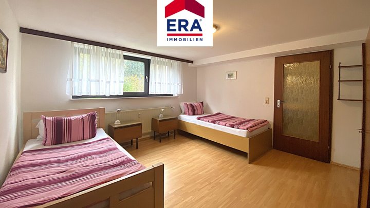 ZU VERMIETEN !! 2ZKB-WOHNUNG/ EG, RUHIGE NEBENSTRASSE IN GROSSROSSELN