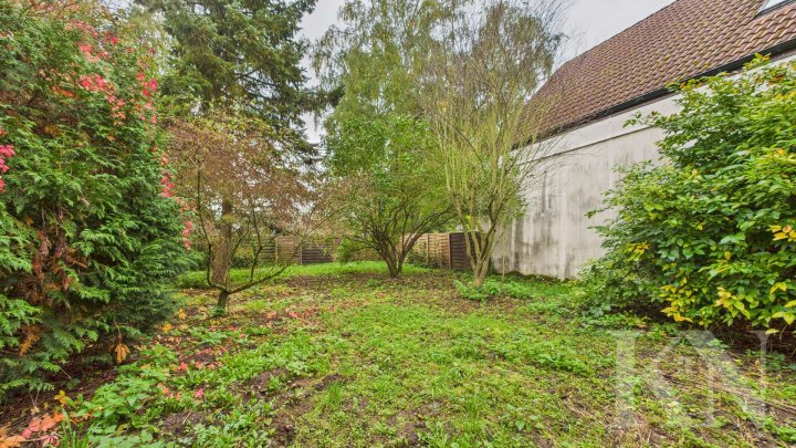 Viel Platz für Ideen: Einfamilienhaus mit PV-Anlage, Garten und Ausbaupotenzial