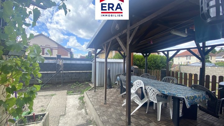 OHNE VERMITTLUNGSGEBÜHREN ! EINFAMILIENHAUS, DOPPELHAUSHÄLFTE IN PETITE-ROSSELLE/FR, NÄHE SB